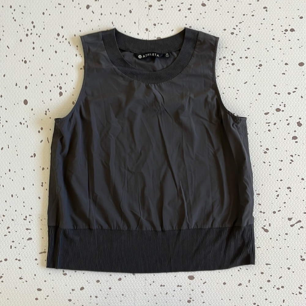 💘 ATHLETA - GRAY PERFORMANCE TANK